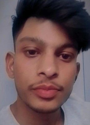 Lavkush saimal, 19, India, Pātan