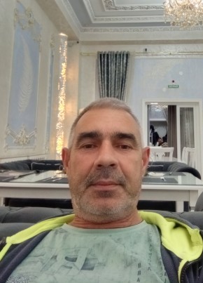 Игорь