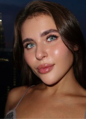 Mila из London 24 года