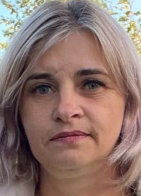 Ирина из Великого Новгорода 44 года