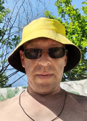 Константин из Твери 44 года