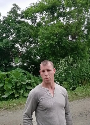 Валерий, 32, Россия, Углегорск