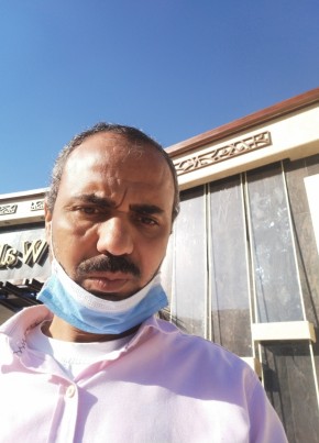 Mohamed Abdalgan, 55, Egypt, Alexandria