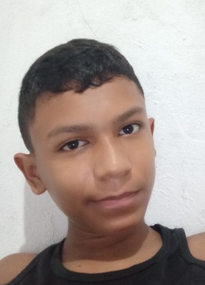 Edwin, 18, República de Colombia, Soledad