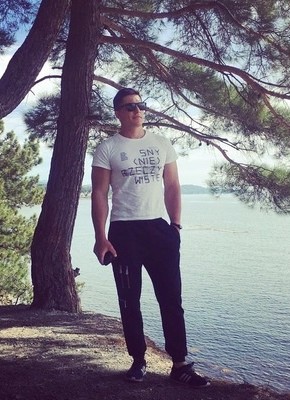 Александр, 32, Россия, Крымск