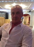 Олег, 63 года, Донецк