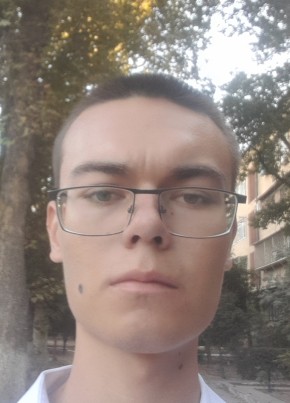 Bekzod из Toshkent 18 лет