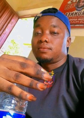 Tony, 29, Nigeria, Lagos