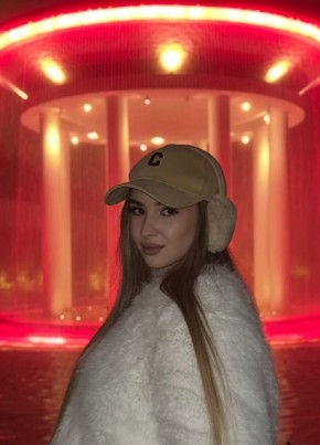 Алина из Томска 20 лет