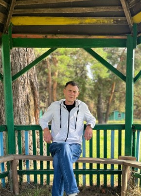 Виталий из Ишима 52 года