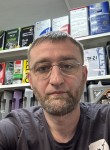 Maksim, 42, Moscow
