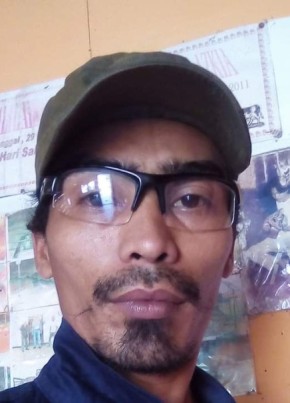 fauzi, 56, Indonesia, Medan
