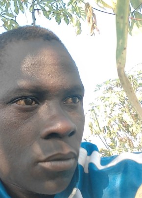 Ogewang Nukuvich, 23, Uganda, Lira