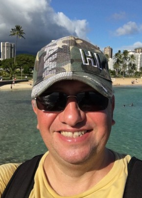 Alex, 49, United States of America, Honolulu