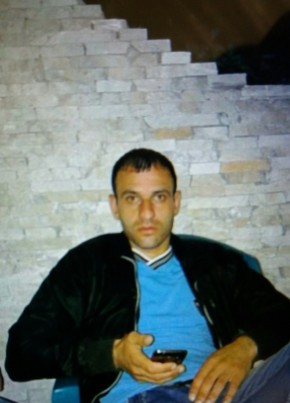 Варуж Мамиконян, 41, Россия, Белореченск