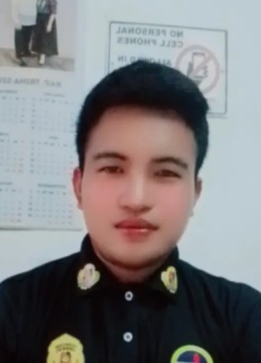 Aj из Maynila 18 лет