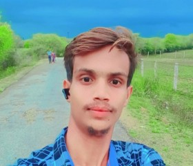 Raj, 19, Karur