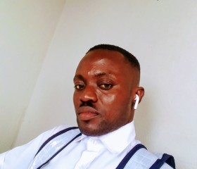 Boamah Emmanuel, 34, Tema
