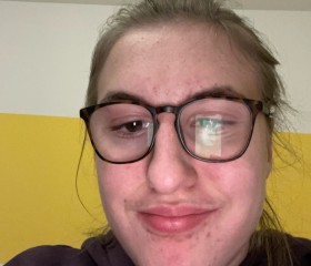 HANNAH, 18, Salzburg