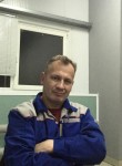 Виктор, 49 лет, Новомосковск