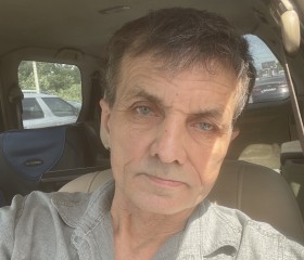 Ivan, 55, Saint Petersburg
