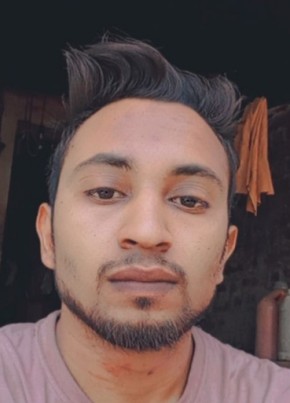 Lucky, 28, India, Burhānpur