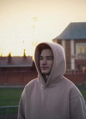 Никита из Волжска 21 год