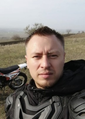 Дмитрий из Анапы 36 лет