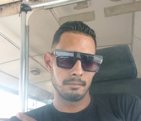 Sebastián, 29, Caracas