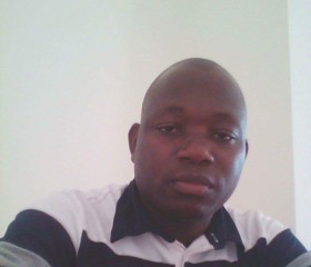 Koffi, 37, Yamoussoukro