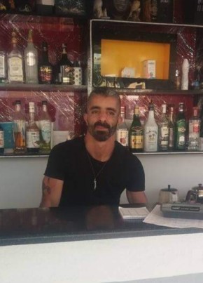 Erdal, 40, Türkiye Cumhuriyeti, Manisa