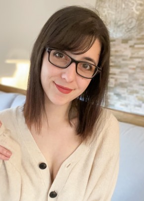 Sarah Mei, 33, Canada, Toronto