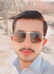 Asif, 19, Lahore