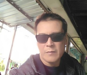 Wildan, 48, Salatiga