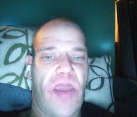 Christopher, 39, Erie (Commonwealth of Pennsylvania)