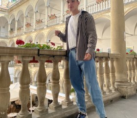 Артем, 21 год, Санкт-Петербург