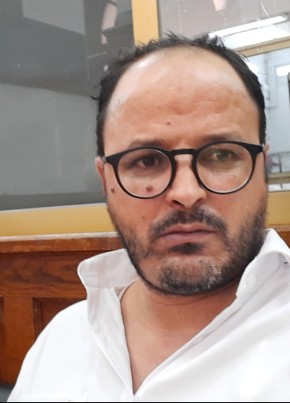 Omar, 37, People’s Democratic Republic of Algeria, Mascara