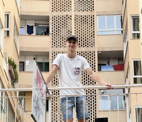 Mark, 18, Brussels