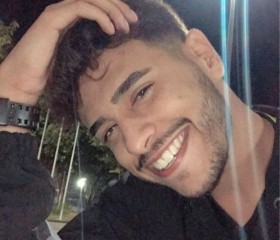 ali, 25, Ramallah