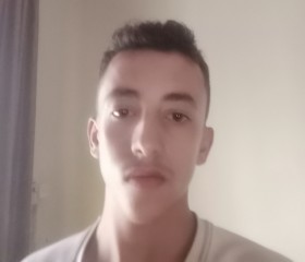 Hamzah, 18, Taizz