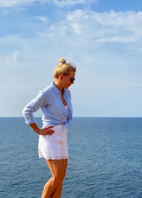 Olga, 48, Russia, Moscow