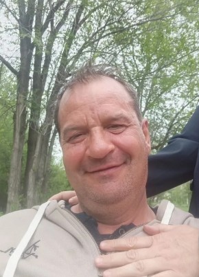 Александр из Орска 48 лет