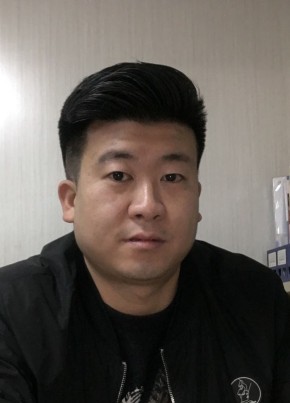 青锋侠, 32, 中华人民共和国, 北京市