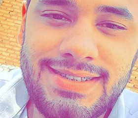 Carlos, 35, Asuncion