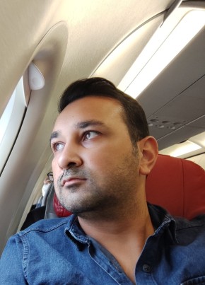 Hasan, 36, Türkiye Cumhuriyeti, İstanbul