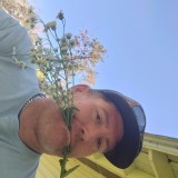 Red, 40  , Lake Jackson