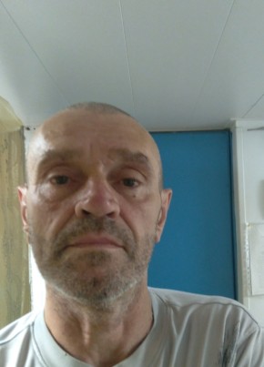 Олег, 58, Россия, Добрянка