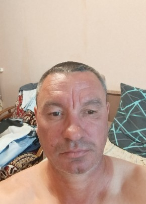 Олег из Астрахани 49 лет