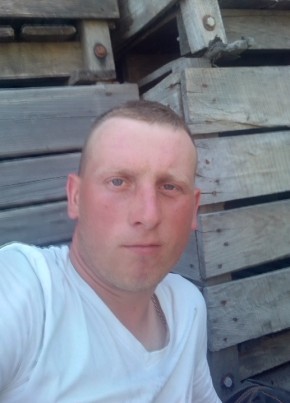 Степан, 27, Україна, Новодністровськ