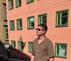 Yan, 30, Akersberga